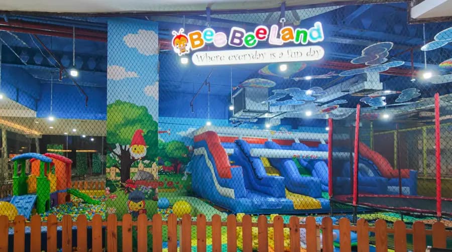 Beebeeland