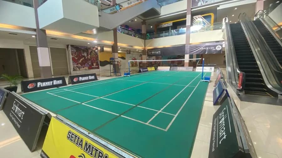 Badminton